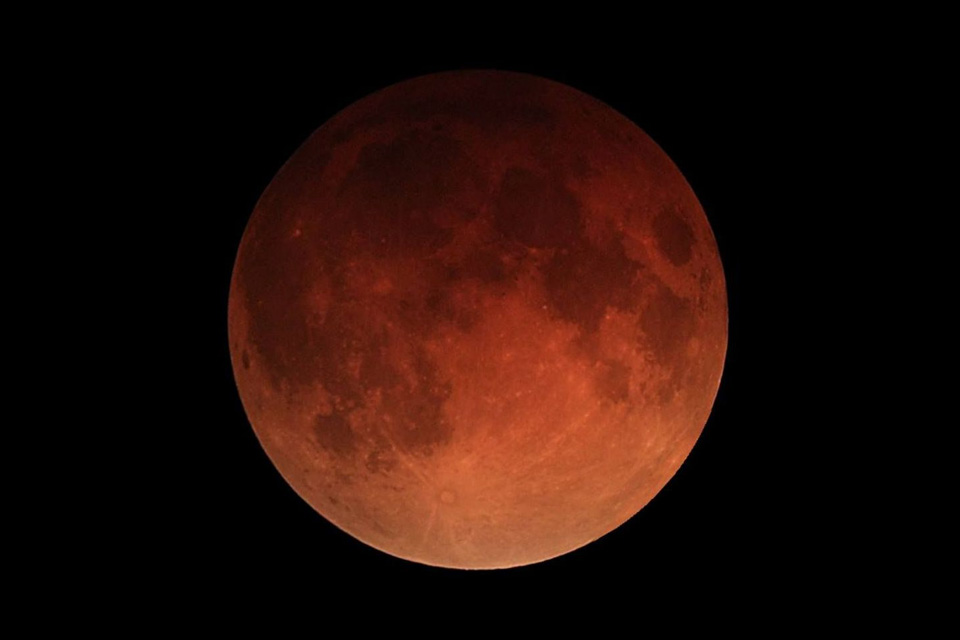Pomrcina-Mjeseca-ilustracija_Alfredo-Garcia-Jr_Wikimedia-Commons